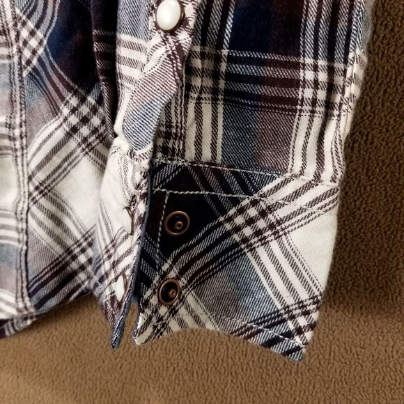 BKE Standard  FIT Men's Plaid long sleeve collared M - Picture 9 of 10